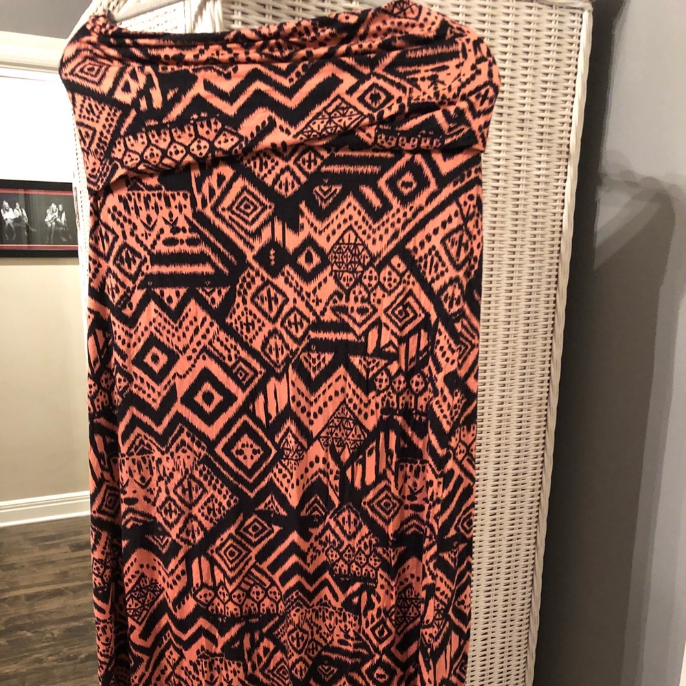 Long maxi Aztec print skirt
